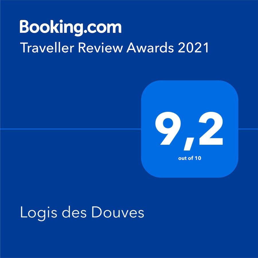 Logis Des Douves Bed & Breakfast Tiffauges Eksteriør bilde